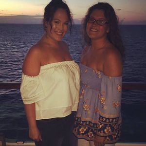 Meet your Posher, Deanna